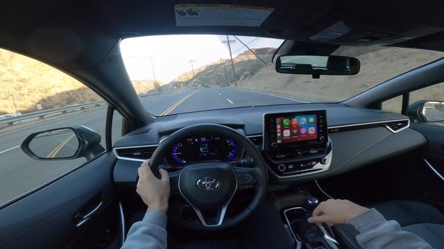 2021 Toyota Corolla XSE Hatchback Review смотреть онлайн