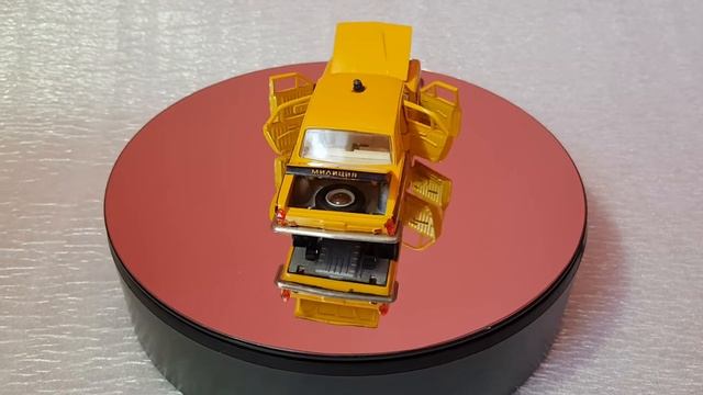 Масштабная модель ГАЗ-24, А 14 "ГАИ" 1/43 СССР. смотреть онлайн