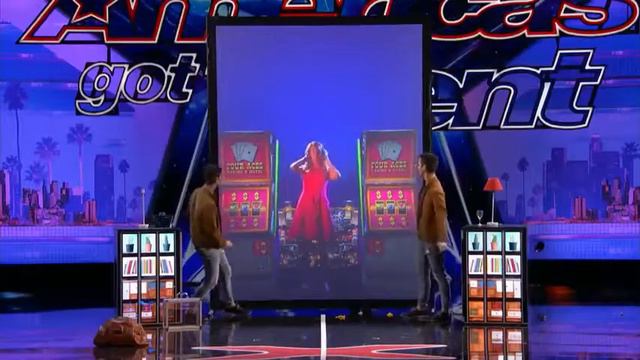 Близнецы на шоу талантов смотреть онлайн