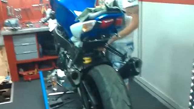 Suzuki gsxr 1000 K9 tsasbi part5 смотреть онлайн