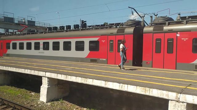 Электропоезд ЭП3Д-0052 станция Гороховец 15.07.2022 смотреть онлайн