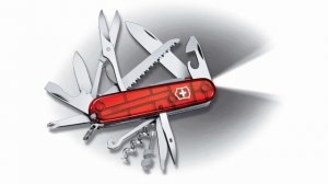 Нож Victorinox Huntsman легендарная или рядовая, но раскрученная модель.