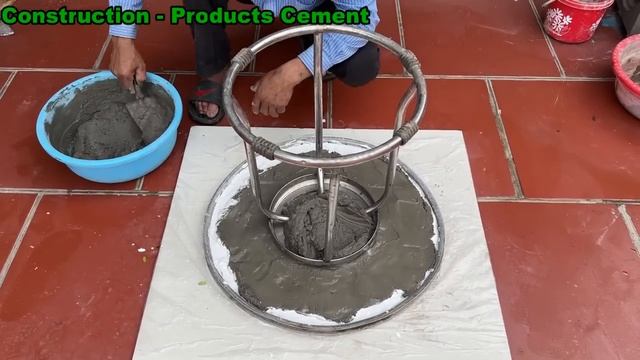 Glass Bottles and White Cement - How To Make a Coffee Table Unique At Home смотреть онлайн