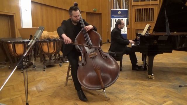 Carl Ditters von Dittersdorf - concerto for doublebass and orchestra 1st. mvt. смотреть онлайн