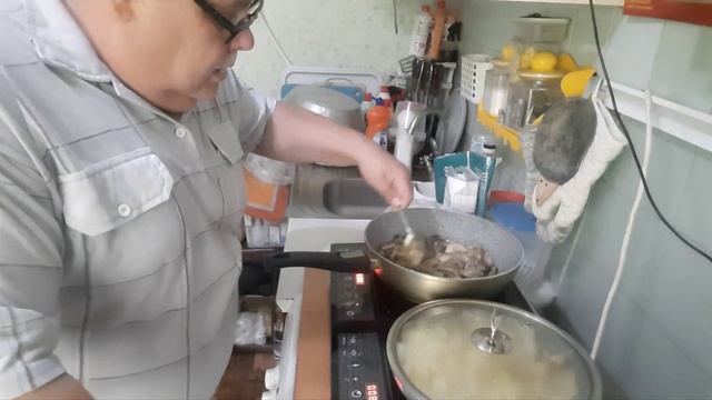03.08.2023г.Жарю картошку с грибами. смотреть онлайн