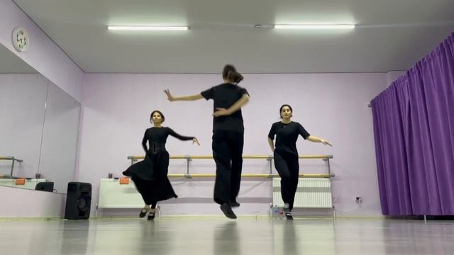 Аджарский танец , девушки танцуют смотреть онлайн