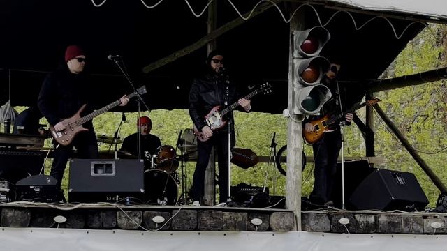 Не помеха. Капитан Смоллетт