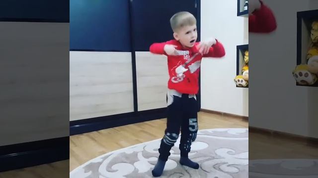 Танец робот крутой смотреть онлайн