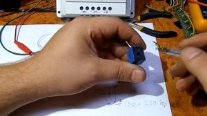 Солнечные панели и автоматическое подключение внешнего Зарядного устройства к аккумулятору