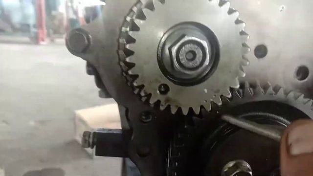 NO4C engine hino 300 timing mark.... смотреть онлайн