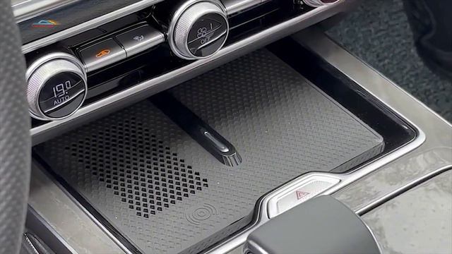 Кроссовер Hongqi HS5 2023 нового поколения Что нового Цены и характеристики