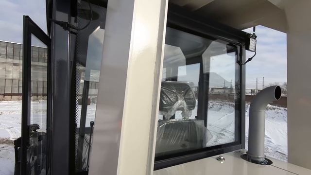 ДЗ 98 - самый мощный Автогрейдер с механическим приводом! Обзор спецтехники из России! смотреть онлайн