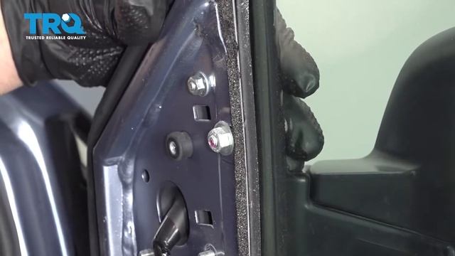 How To Replace Sideview Mirror 2007-11 Honda CR-V смотреть онлайн