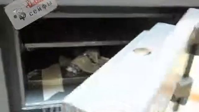 Огневзломостойкий сейф - VALBERG BRF-30, 32 смотреть онлайн