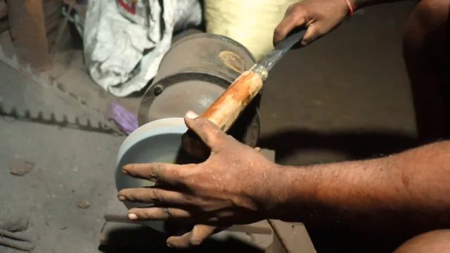 KNIFE MAKING PROCESS - Best Handmade Knife Making From Big Bearing | Tutorial | smithingskill смотреть онлайн