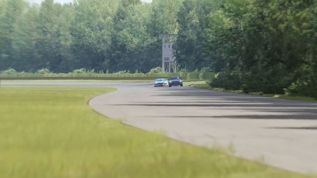 Renault R.S.01 vs Nissan GT-R '17 at Monza Full Course смотреть онлайн