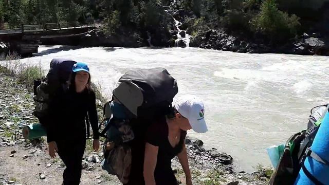 Поход на Шавлинские озёра. Горный Алтай. Часть 4. Возвращение домой. Девчонки в сауне. смотреть онлайн