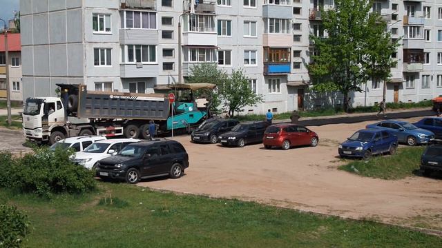 НИЧЕГО НЕОБЫЧНОГО - ПРОСТО УКЛАДКА АСФАЛЬТА 01.06.2023 г. смотреть онлайн