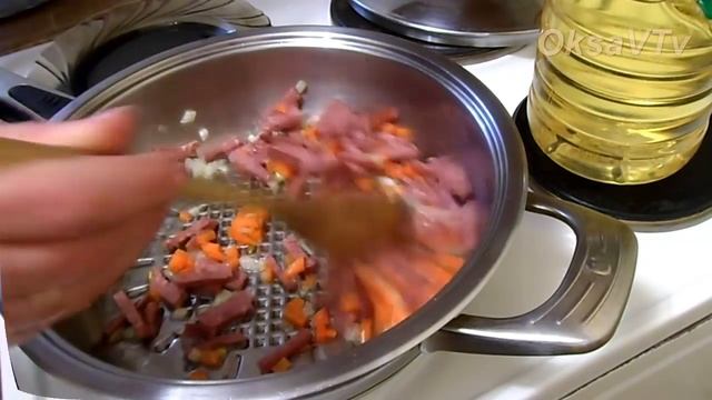 Фасолевый суп с капустой и колбасой. bean soup with cabbage and sausage смотреть онлайн