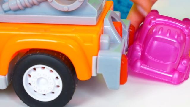 Автошкола Алёны: Бетономешалка проходит испытания! Детские видео про машинки смотреть онлайн