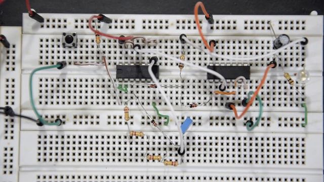 Press and Hold button function with logical circuit смотреть онлайн