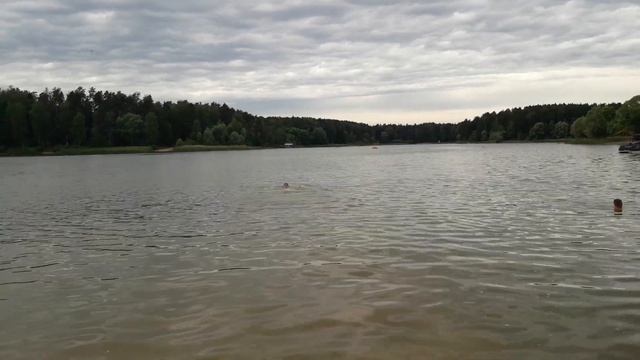 Истринское водохранилище, пляж. Московская область. смотреть онлайн