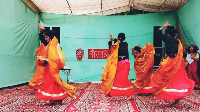 Non-Pahadi and Pahadi Girls Performance on Uttarakhandi Mashup |Devbhoomi MSC(DU)|Nauratri Kauthik смотреть онлайн