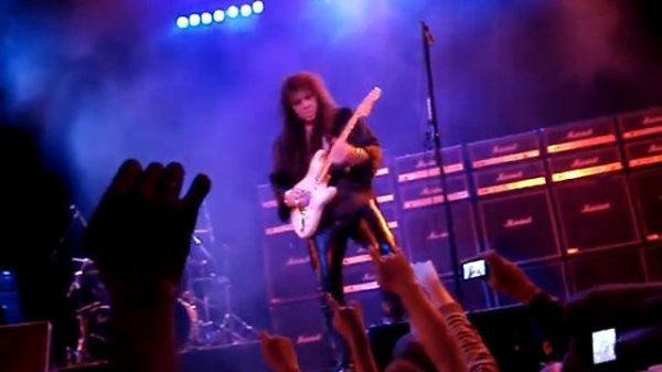 Yngwie Malmsteen (live in Russia, 2010) Fugue