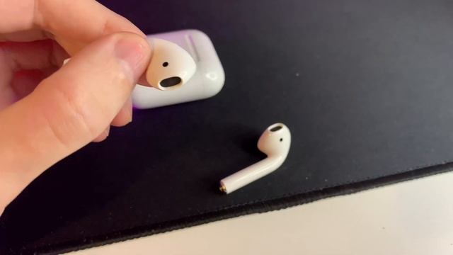 AirPods ободрались в первую неделю использования! 2 года эксплуатации наушников. смотреть онлайн