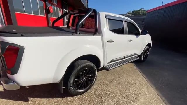 2019 Nissan Navara SL 4x4 Dual Cab Ute смотреть онлайн