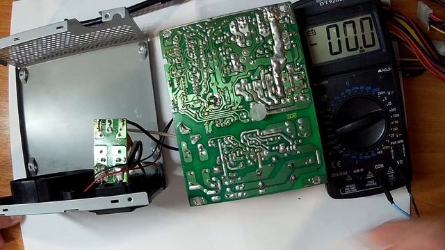 Разрядка конденсаторов с компьютерного блока питания смотреть онлайн