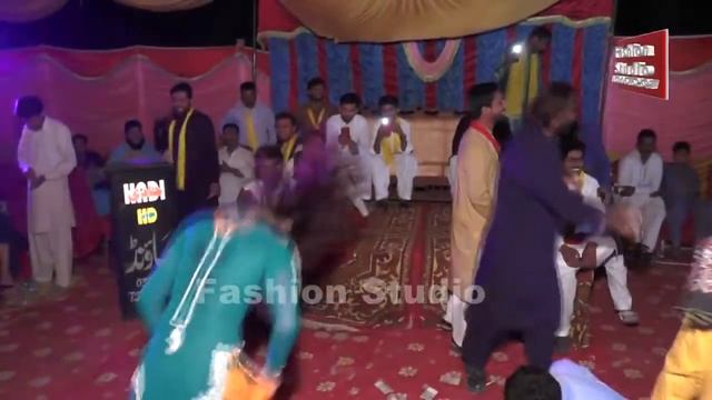 अकेले में हेडफोन लगा के सुने ।।हॉट बेले डांस वीडियो ।।देख के मन में पानी आ जायेगा смотреть онлайн