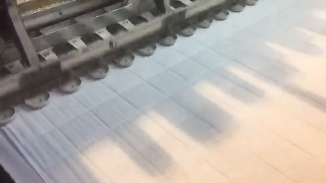 Пошив полотна на стегальном станке MAMMUT для изготовления подушек из волокна бамбук. смотреть онлайн