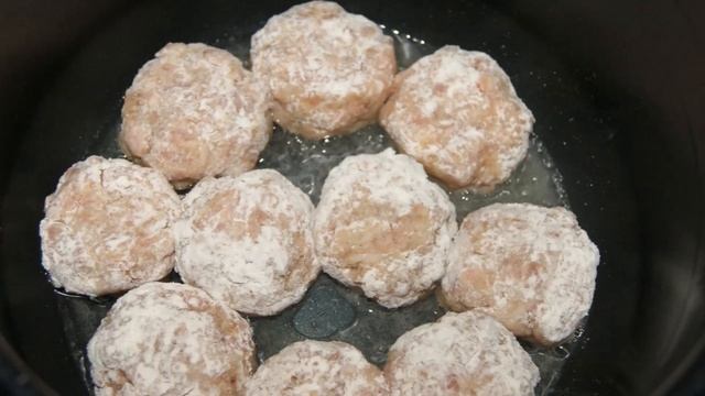 Тефтели без риса в мультиварке//Детское меню смотреть онлайн