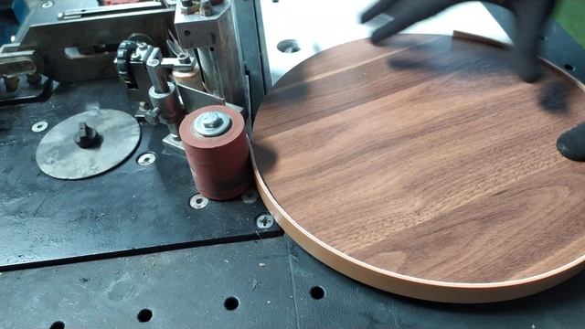 BREZE m150 - кромкооблицовочный станок - поклейка криволинейных деталей (Брезе) смотреть онлайн