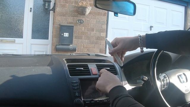 2003-2004 honda accord top display removal (easiest way) смотреть онлайн