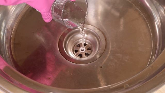 Беру ЭТОТ пакет и ЗАСОРА НЕТ! Устранить засор в ванне, трубах, раковине ЛЕГКО и БЫСТРО смотреть онлайн