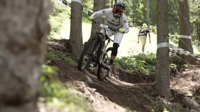 The Enduro World Series Show | Val Di Fassa Trentino смотреть онлайн
