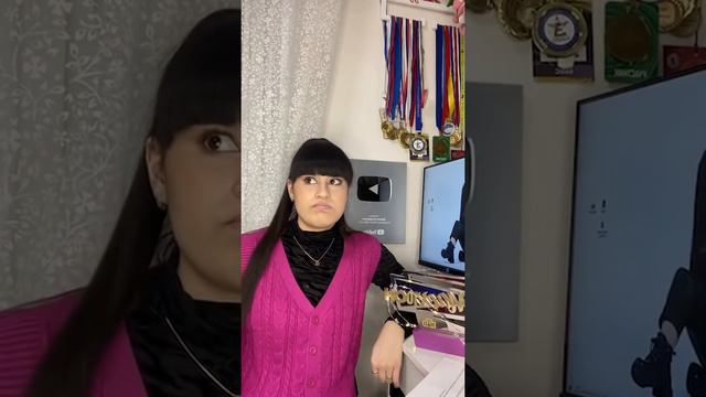 #Ankudinova Диана Анкудинова Быстрые ответы на вопросы27.11.21 #DianaAnkudinova#певцы#DianaDiva#Див смотреть онлайн