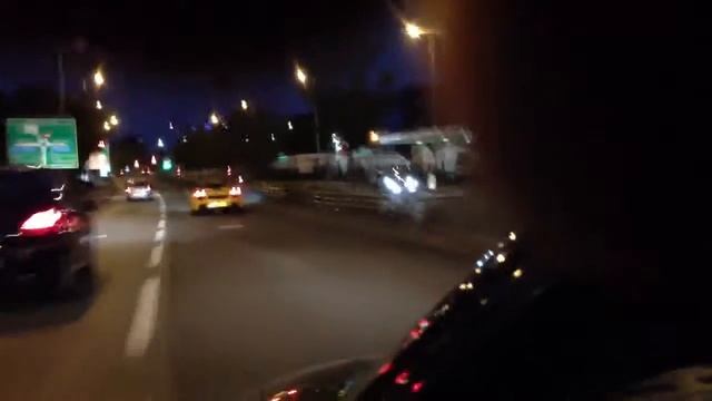 Mitsubishi colt vs Lamborghini !! смотреть онлайн