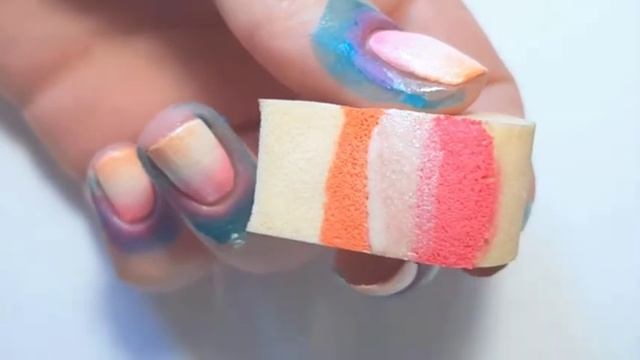 Градиент обычными лаками для ногтей смотреть онлайн