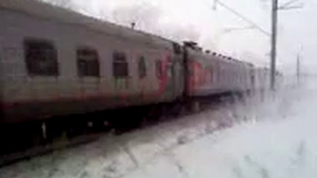 ЧС7 на перегоне УАЗ - Каменск-Уральский смотреть онлайн