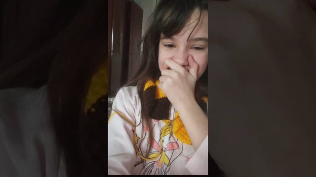 связала шарф из Гарри Поттера?? похоже или нет? вот это вопрос смотреть онлайн