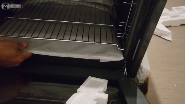 Bosch HBF153BS0 SERIE 2 Electric Oven Built in Pyrolytic - UNBOXING смотреть онлайн