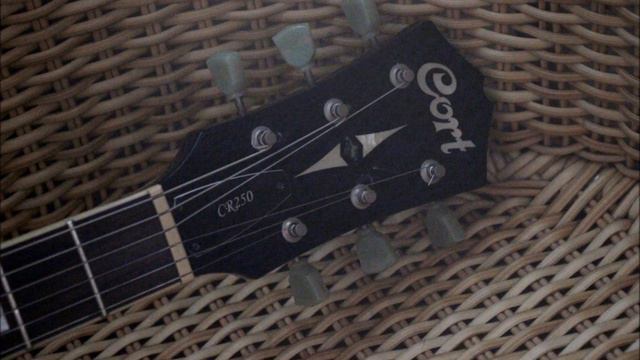 Fotos do Luthier - 4 Hands Luthieria - Guitarra - Cort - Les Paul - CR250 - Slideshow смотреть онлайн