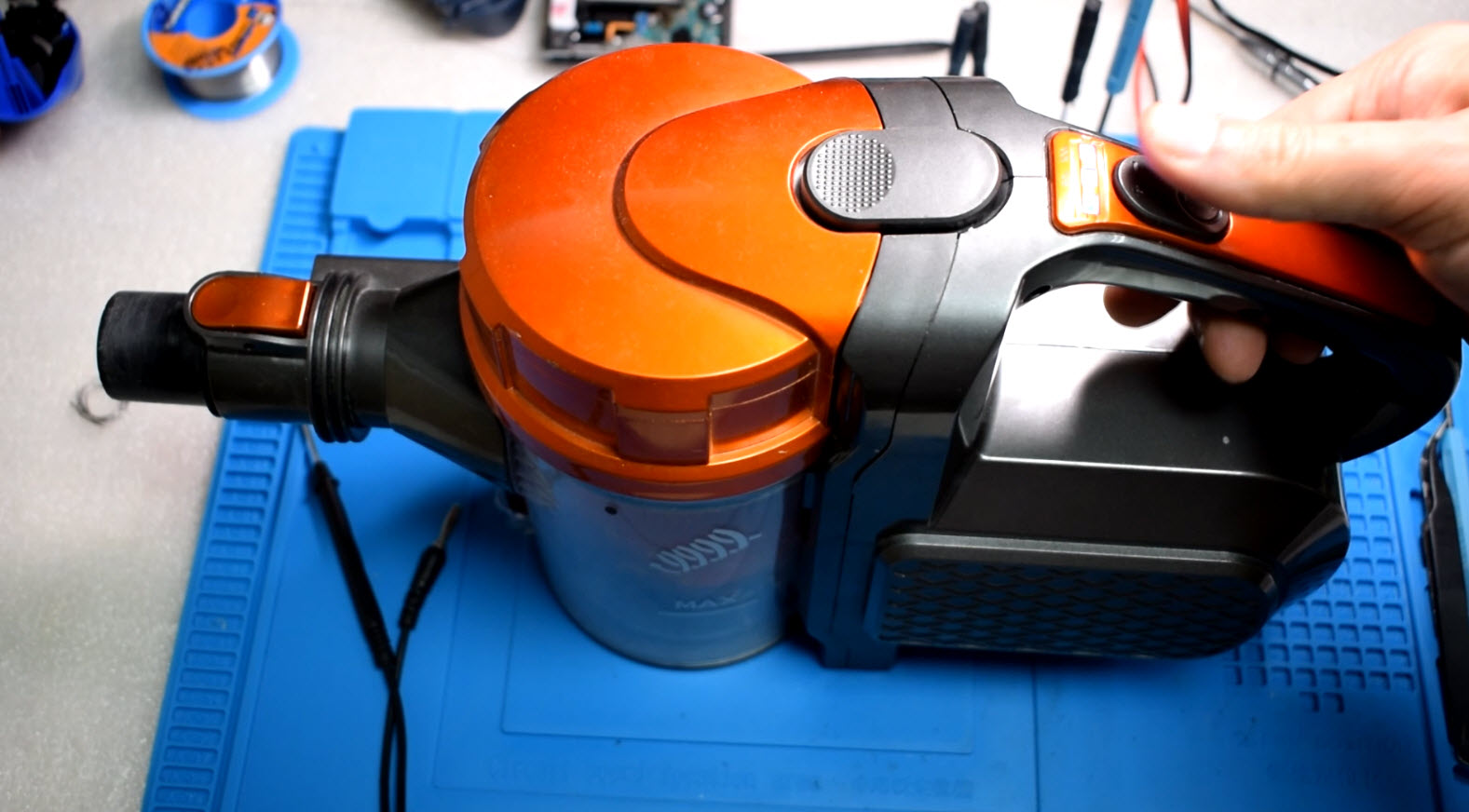 Ремонт пылесоса SUPRA VCS-4011 смотреть онлайн