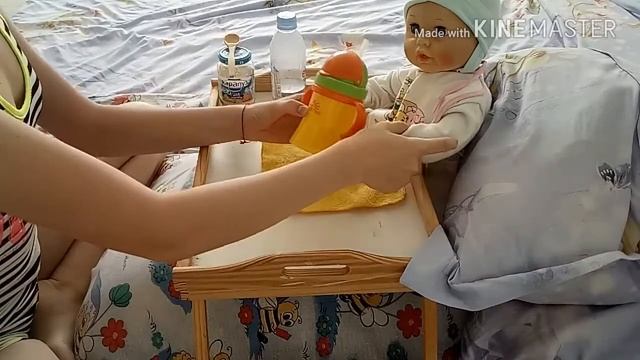 НОВАЯ КУКЛА？УТРО С КУКЛОЙ /КОРМЛЕНИЕ смотреть онлайн