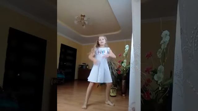 Клёвый танец танцы под фонарем смотреть онлайн