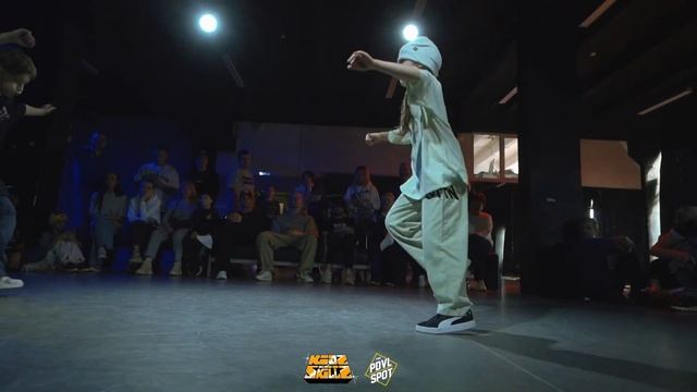 Халк vs Пуговка ★ Top16 under 10 ★ Kidz Got Skillz 9-4-23 смотреть онлайн