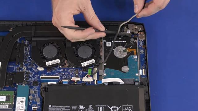 Replace the Display Panel Assembly or Top Cover | HP Pavilion 15z-ec000 CTO | HP смотреть онлайн